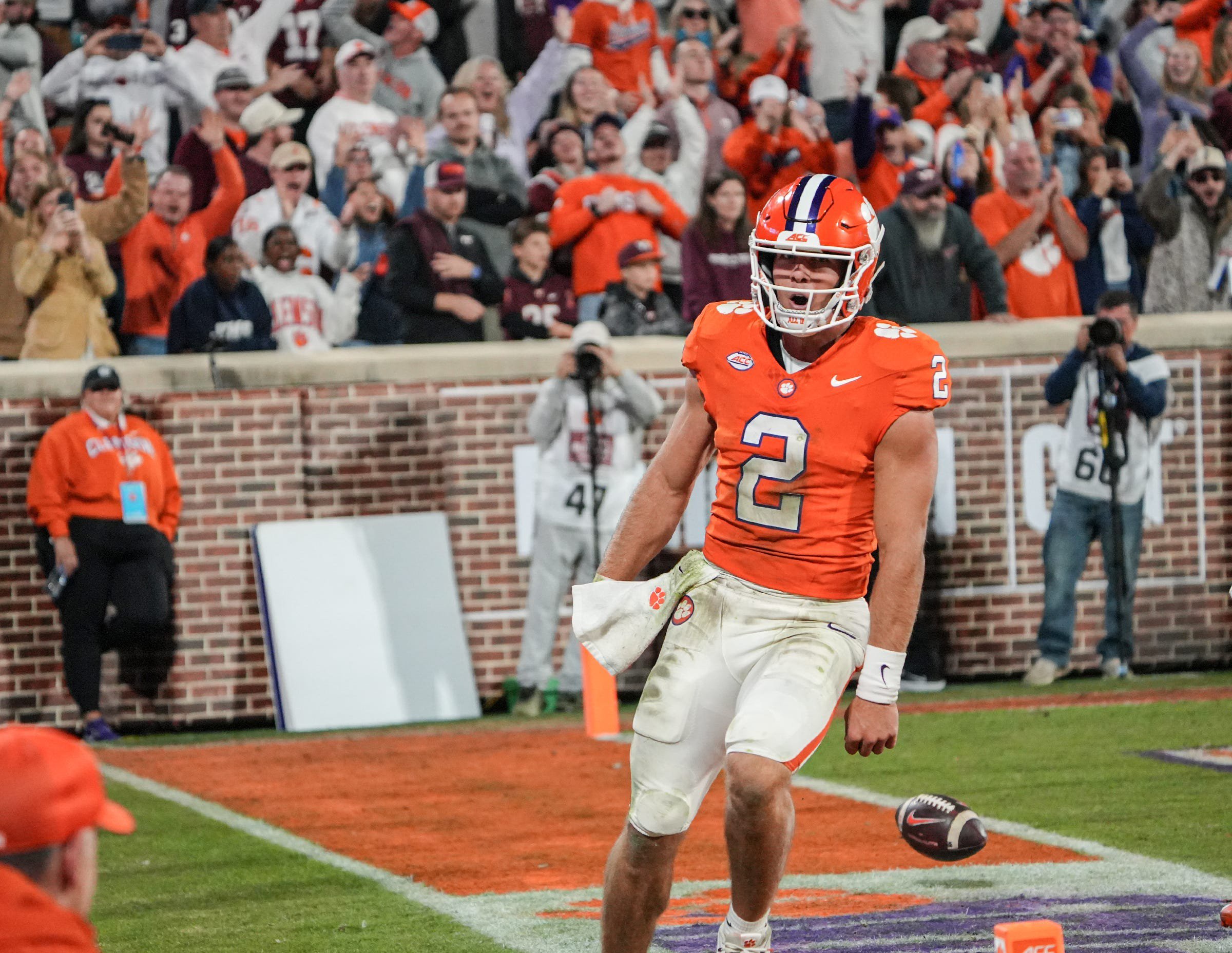 Clemson quarterback Tait Reynolds (2) runs 15 yards for a touchdown against Virginia Tech Hokies during the third quarter at Memorial Stadium Saturday, October 24, 2026.