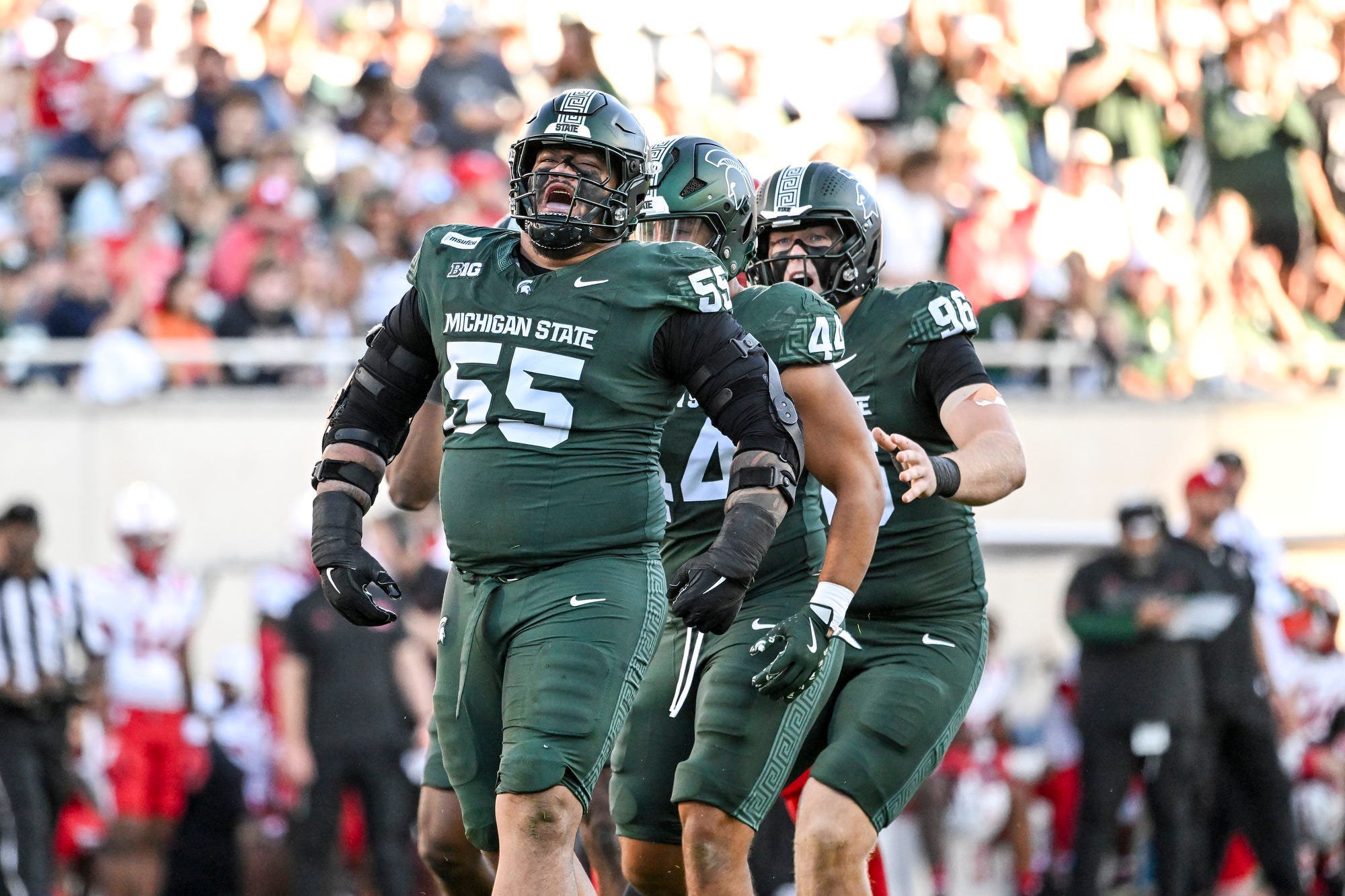 Ben Roberts (55) left the field with a serious knee injury one snap into MSU's 28-10 loss at UCLA.