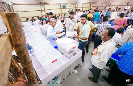आने लगे शुरुआती रुझान, BJP 55 सीटों पर आगे, 16 सीटों पर कांग्रेस को बढ़त