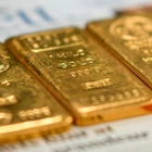 Gold Suffers Sharp Losses in Late April