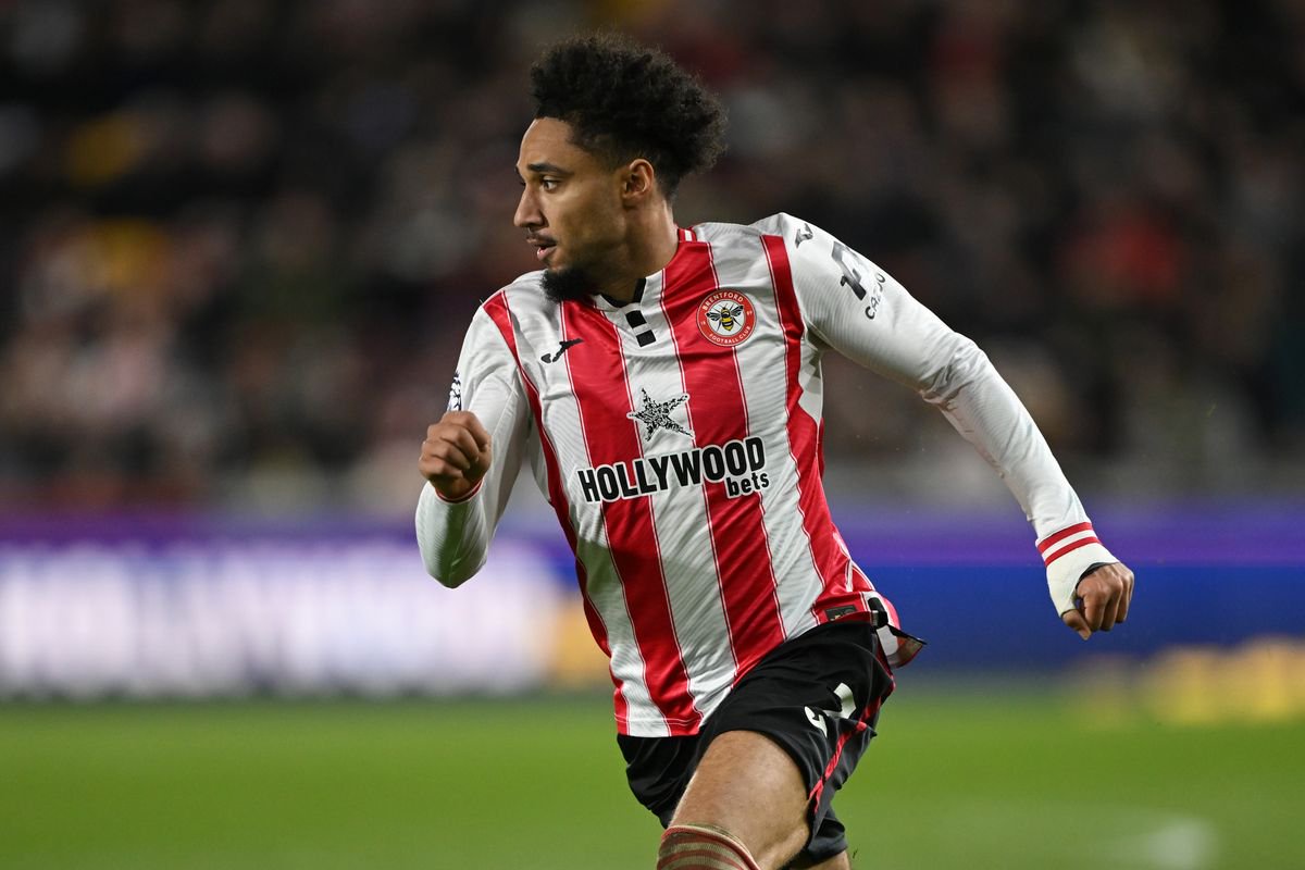 Kevin Schade of Brentford in action during the Premier League match between Brentford and Wolverhampton Wanderers