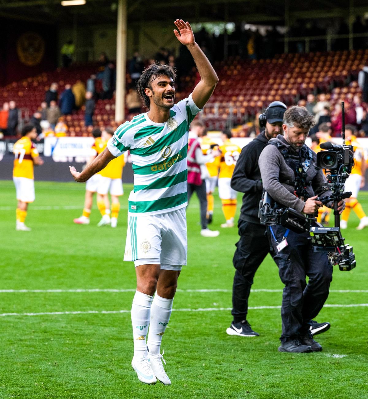 Jota celebrates Celtic's win at Motherwell