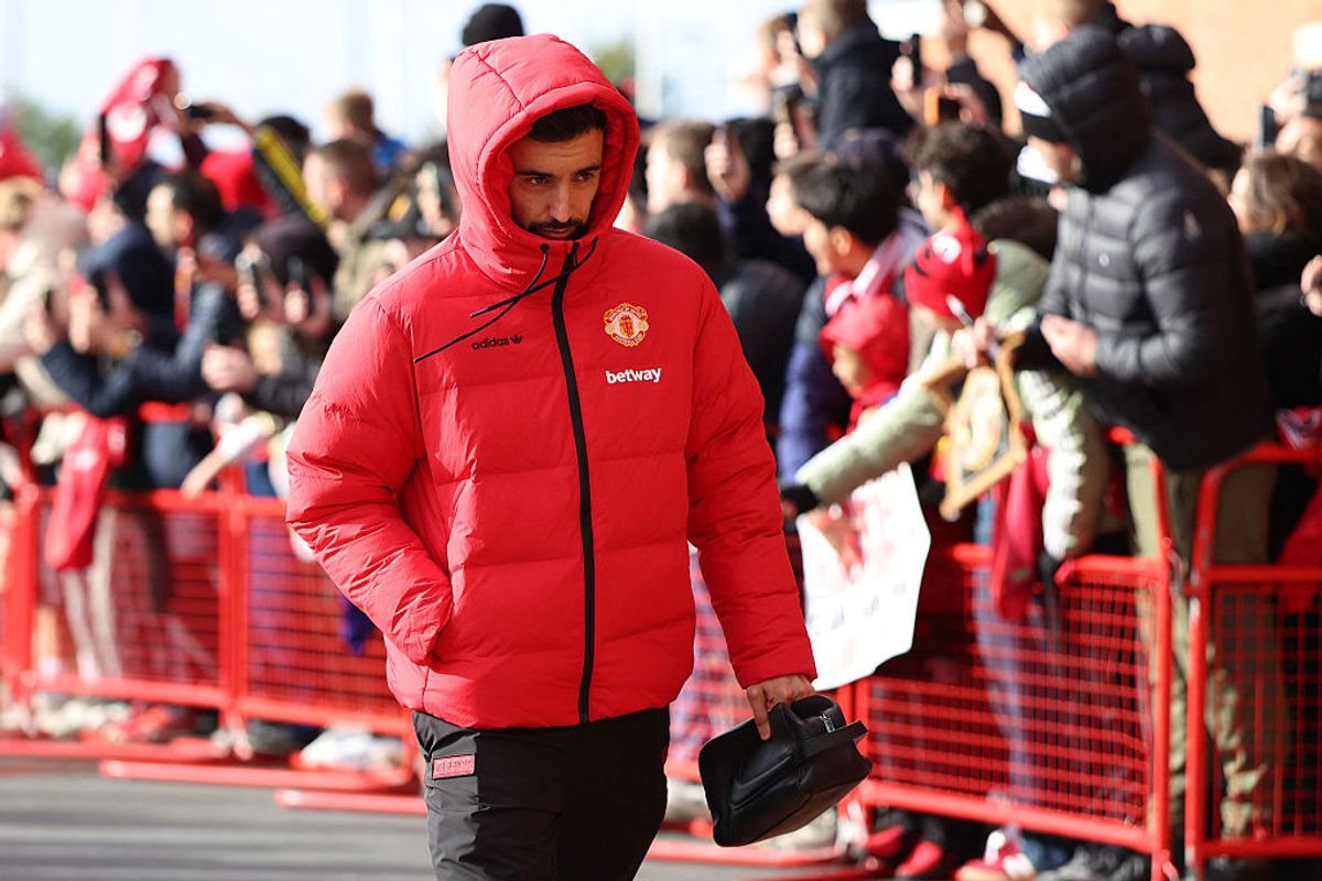 Bruno Fernandes arrives at Old Trafford