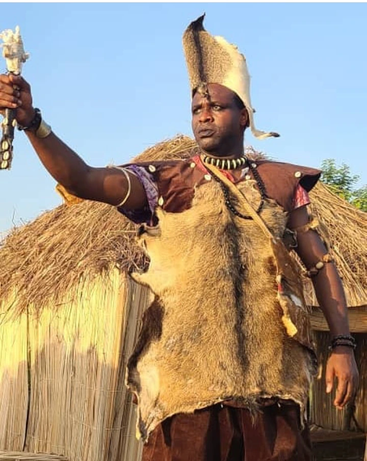 See Funny photos of Femi Adebayo with Toyin Abraham, Mide Martins, Funke Akindele and other actors