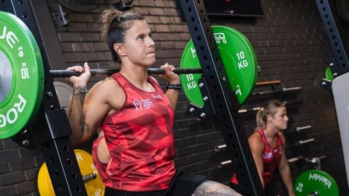 Jade Mullen lifting weights during Wales training
