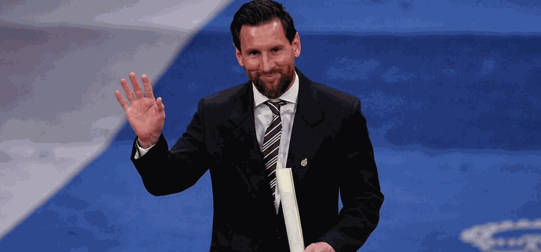 Lionel Messi  