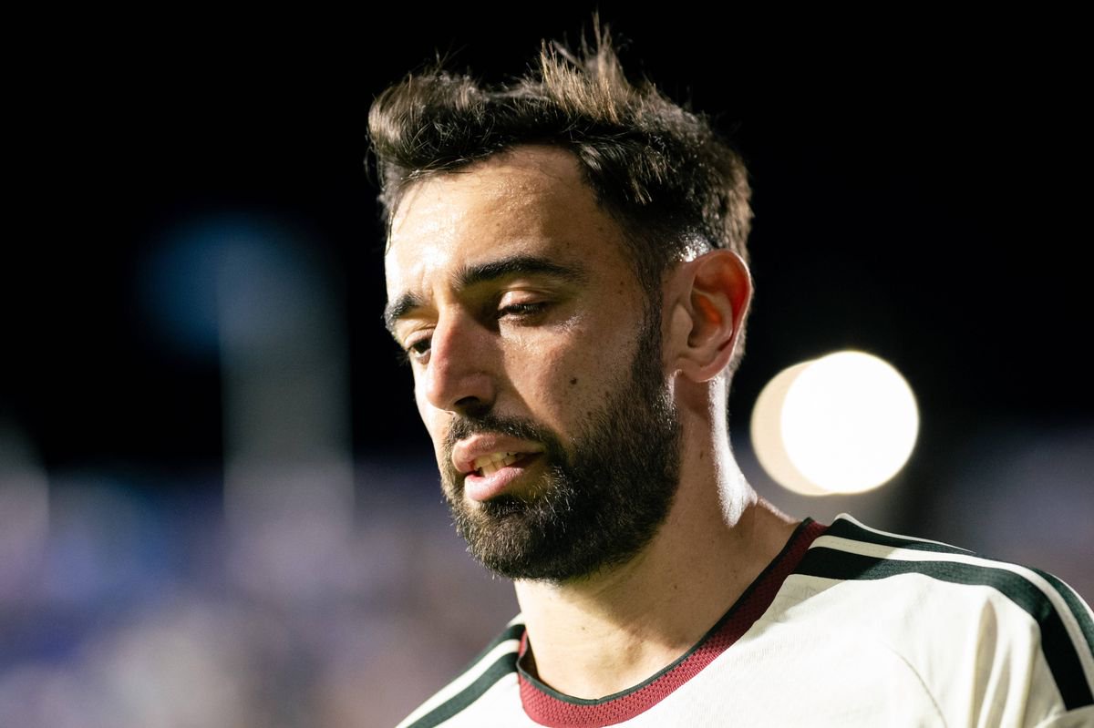 Bruno Fernandes playing for Manchester United