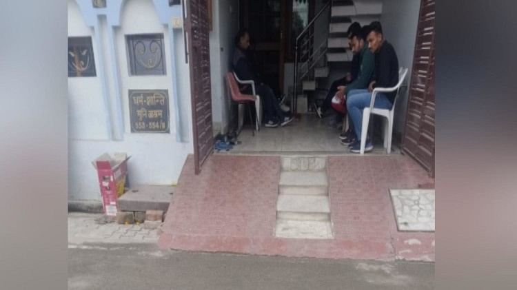 मृतक के परिजन