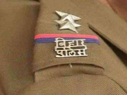 Muzaffarpur 12 women and 1 man arrested in sex racket raids prostitution racket was operating under guise massage centers and beauty parlors in Bihar | छापेमारी कर 12 महिला और 1 पुरुष अरेस्ट, बिहार के मुजफ्फरपुर में मसाज सेंटरों और ब्यूटी पार्लरों की आड़ में चल रहा था देह व्यापार का धंधा
