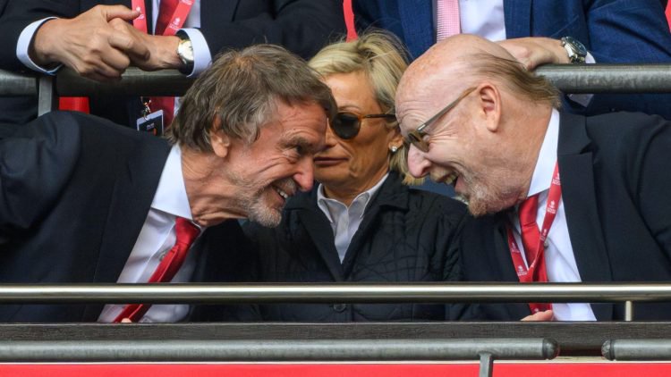 Man Utd ‘leeches’ and ‘rats’ to blame for mess, not Carrick