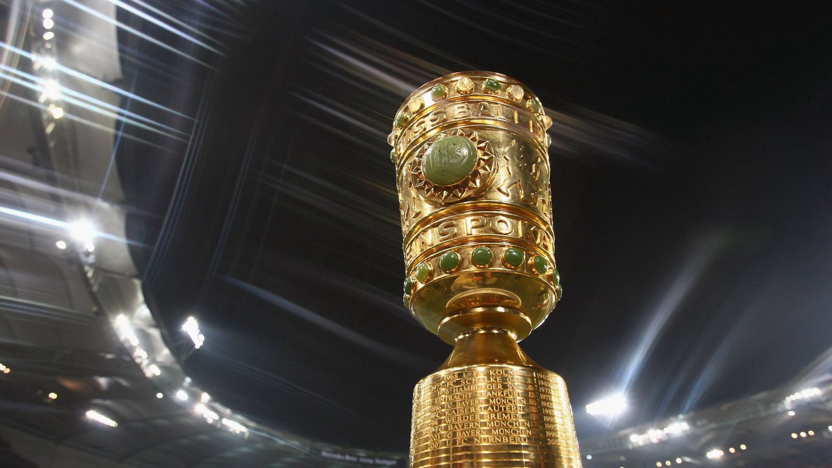 VfB Stuttgart v Bayern Muenchen - DFB Cup