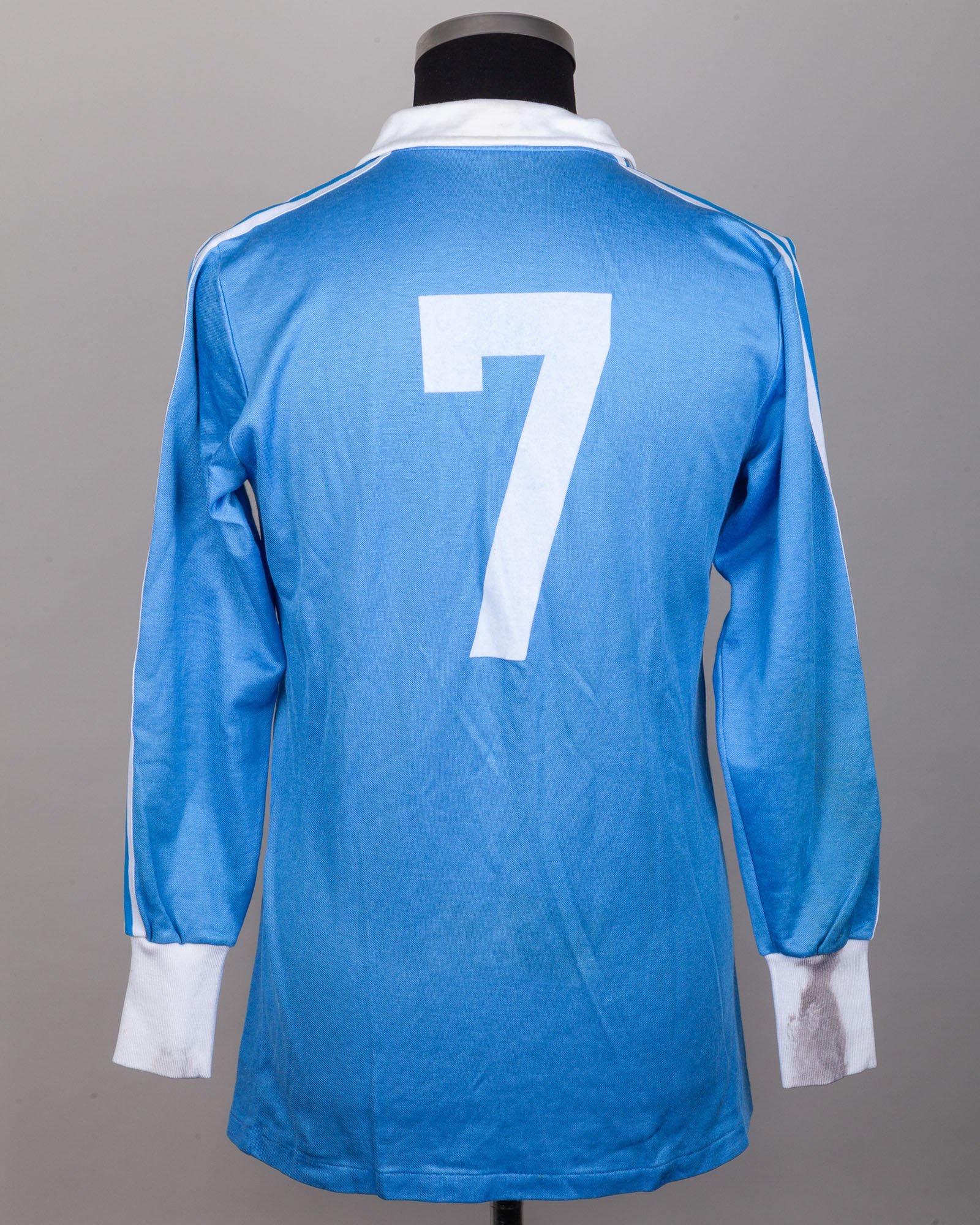 Number 7 back view of Kevin Keegan match worn Hamburg shirt from Emlyn Hughes collection auction