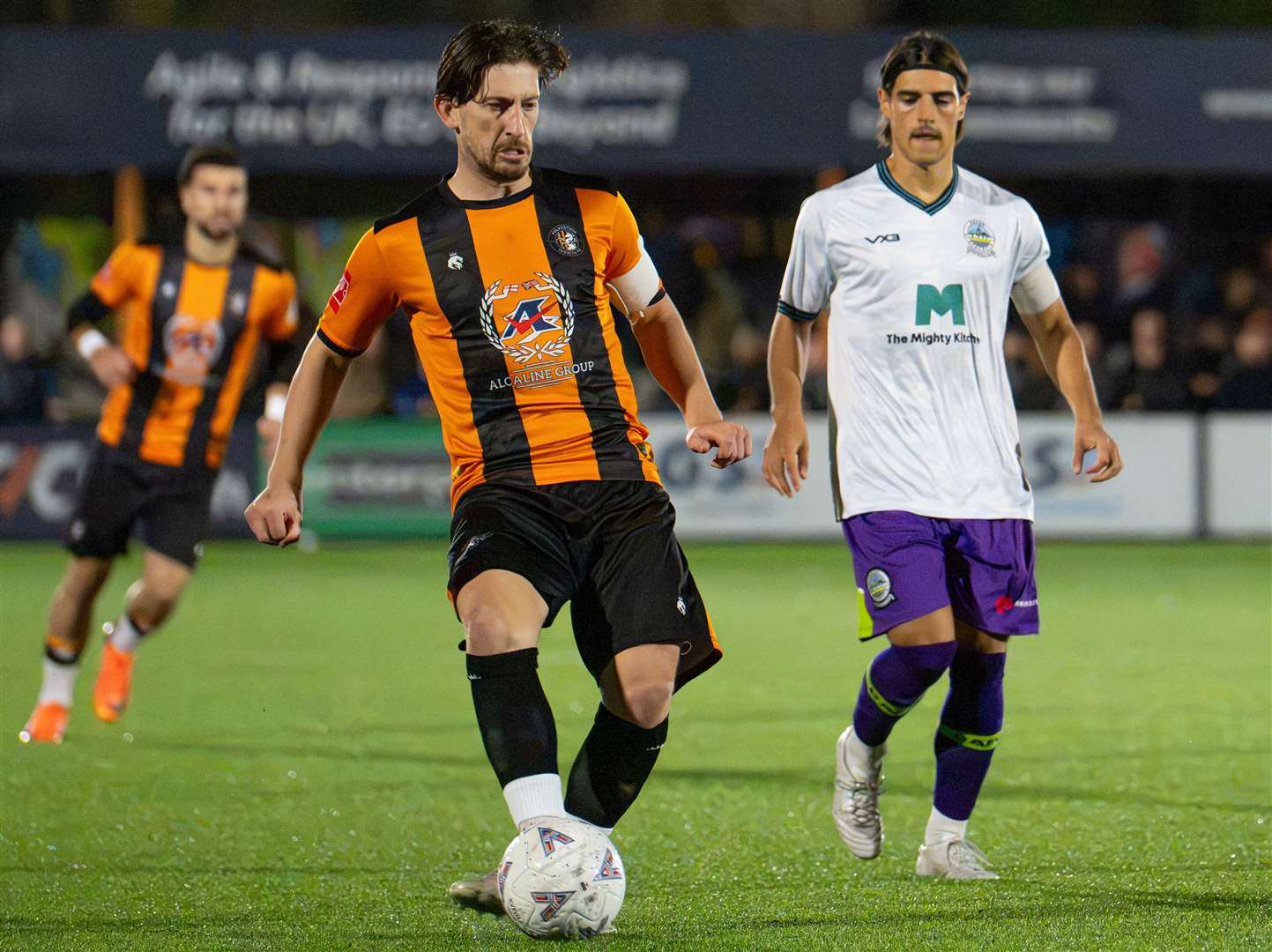 Alex Woodyard - Folkestone team-mate Liam Smith feels he is learning off the likes of the vastly-experienced midfielder. Picture: Cadan Boynton (@cadanboyntonphotography)