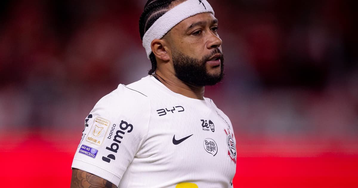 Memphis Depay vive jejum de gols e pressiona Corinthians