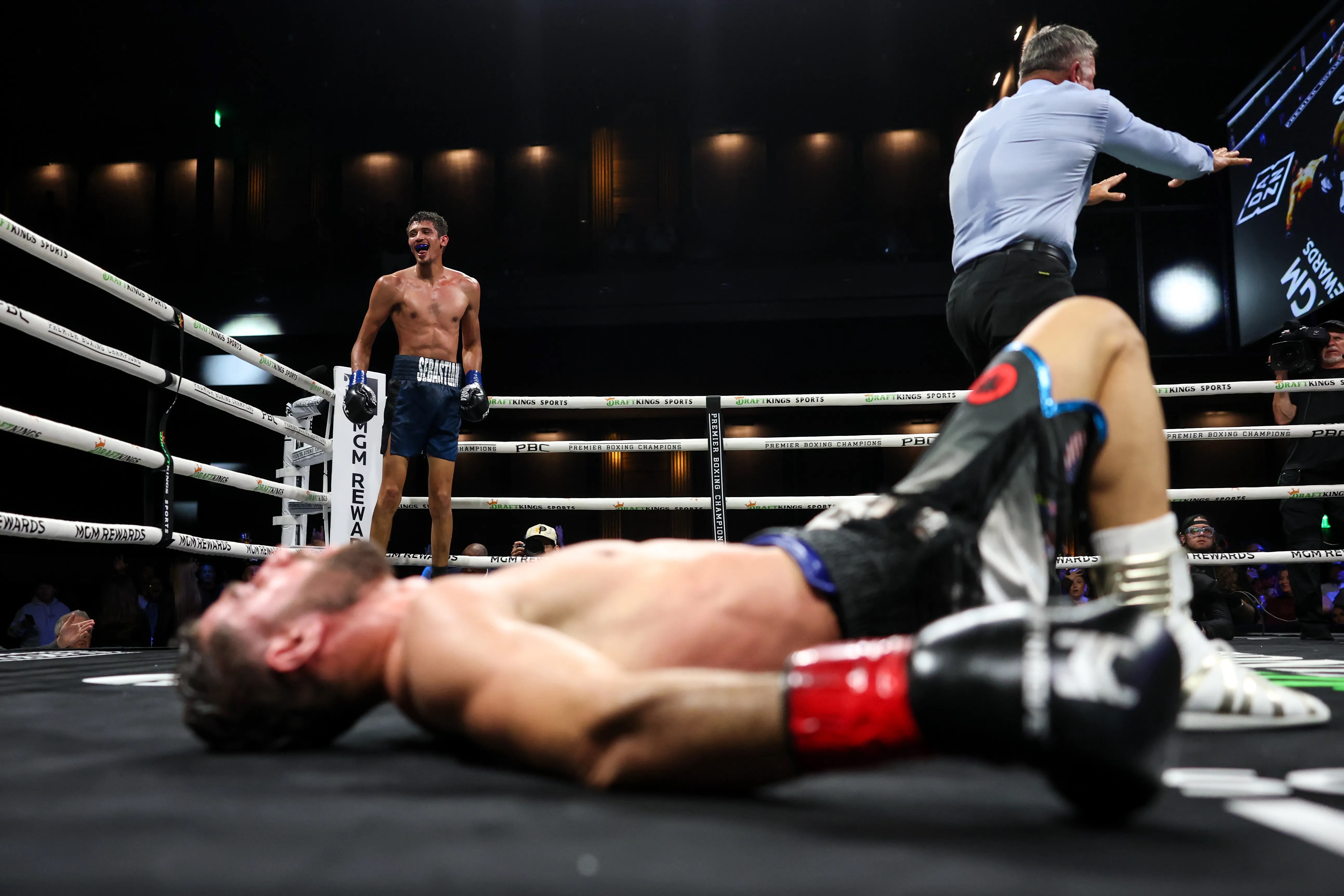 Sebastian Fundora knocks out Ermal Hadribeaj in 12, October 17, 2026