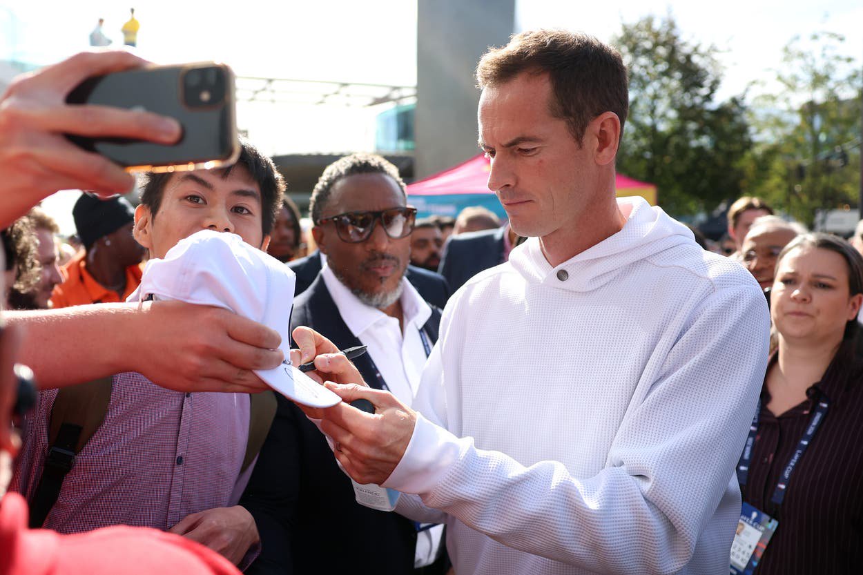 Andy Murray will feature at Stan Wawrinka's farewell exhibition