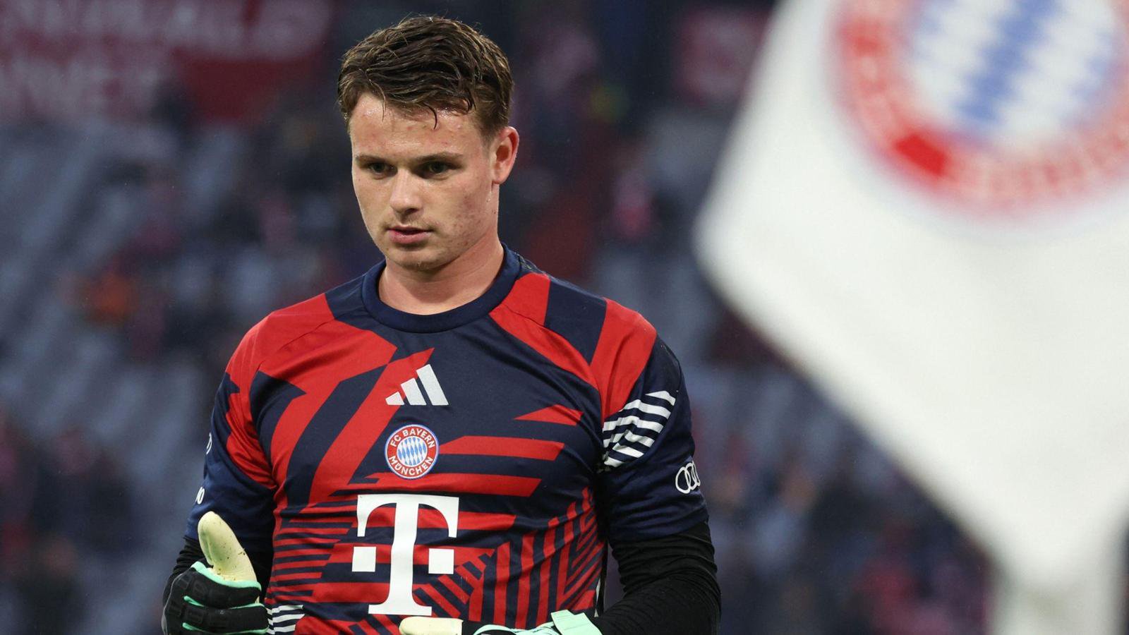 Jonas Urbig begeistert beim FC Bayern als Neuer-Ersatz.