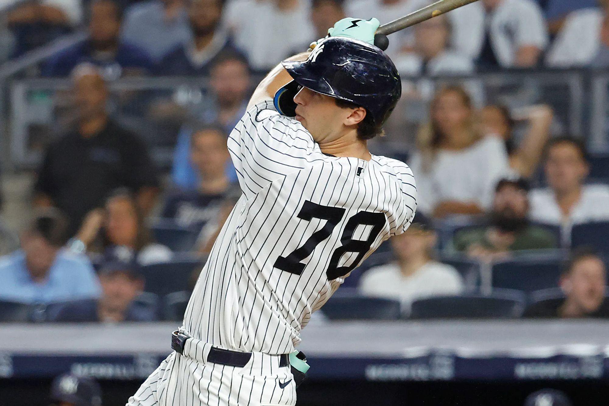 New York Yankees center fielder Spencer Jones hits an RBI double during the fifth inning against an opponent at Yankee Stadium, Wednesday, Aug. 12, 2026