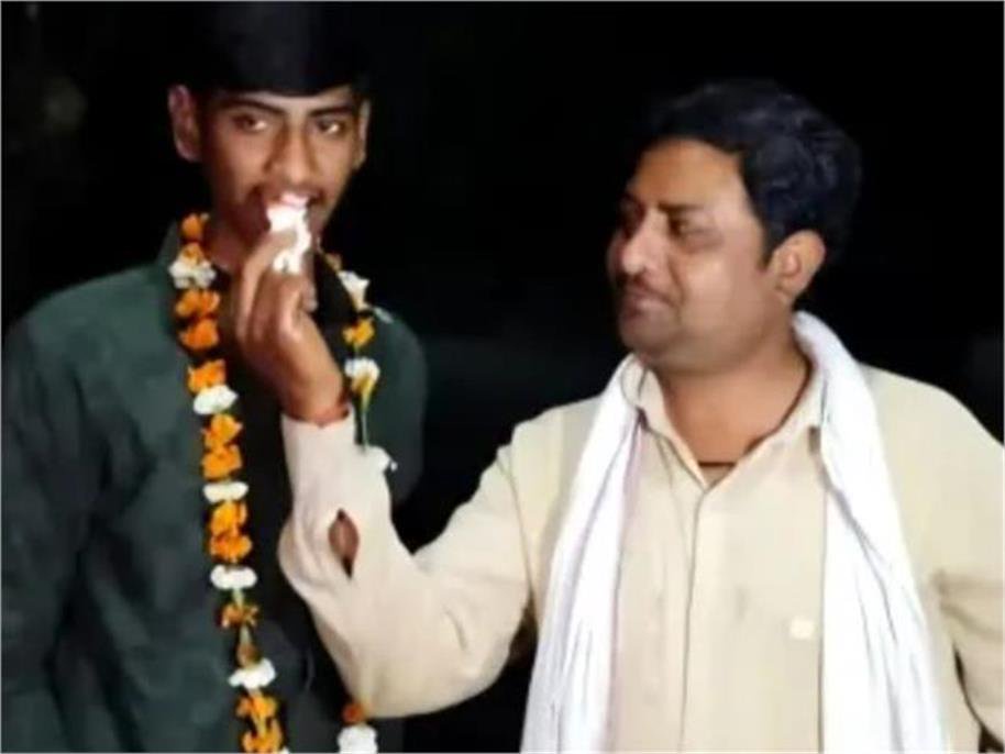 19 year old son of ex bjp councillor dies in harda
