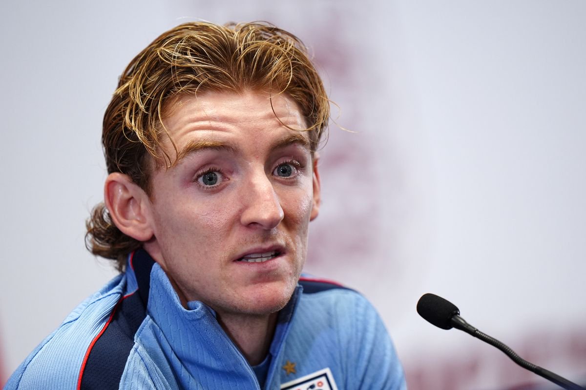 Anthony Gordon speaking at an England press conference