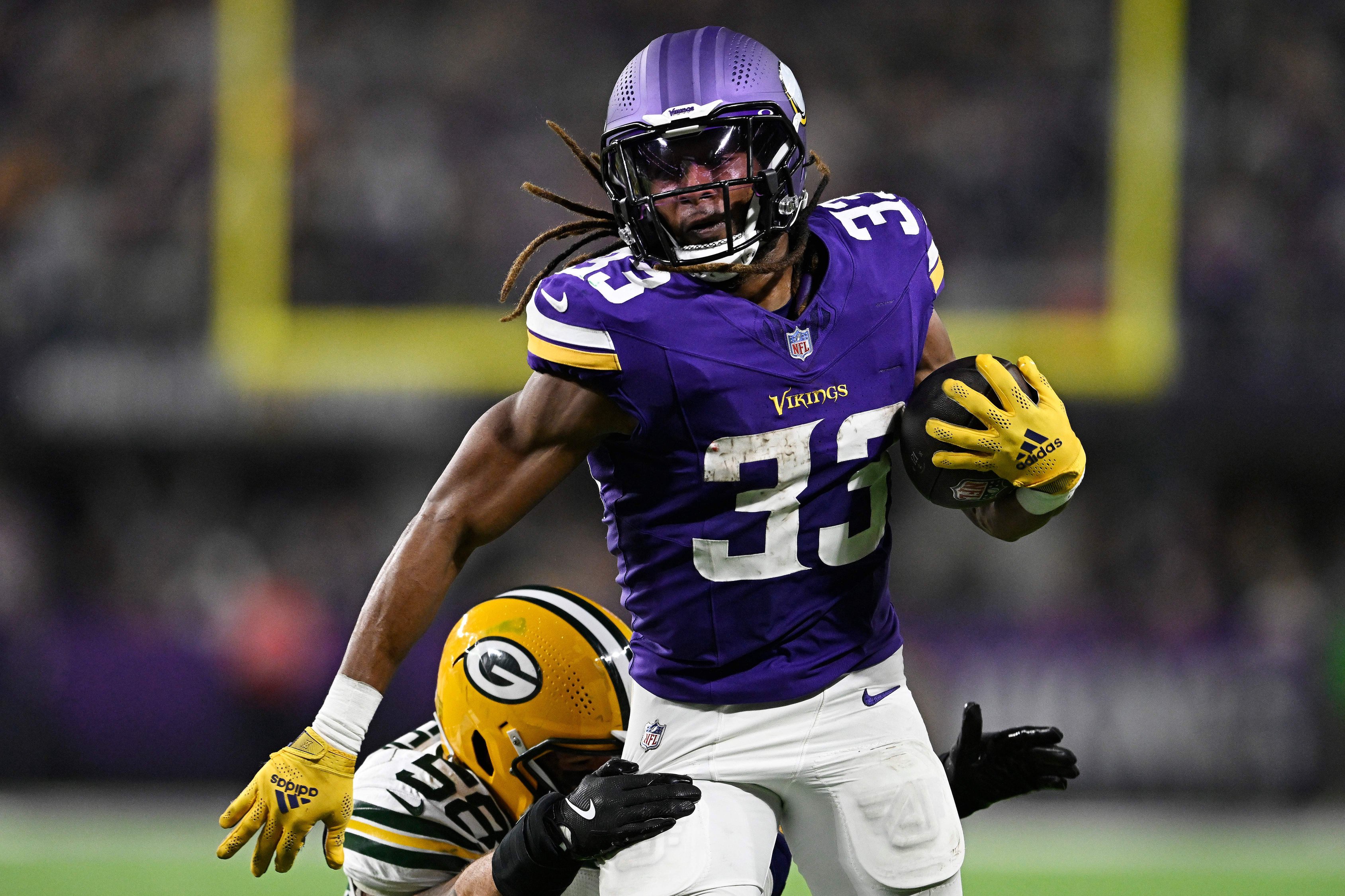 Green Bay Packers v Minnesota Vikings