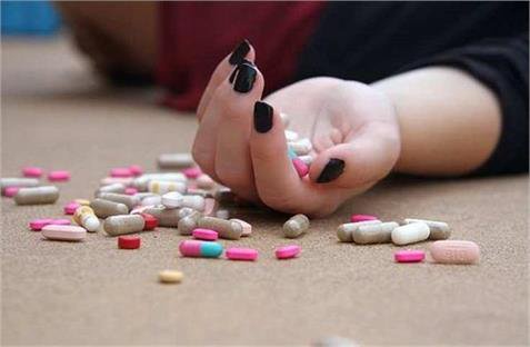 tired of the torture of the young man the newly married woman committed suicide