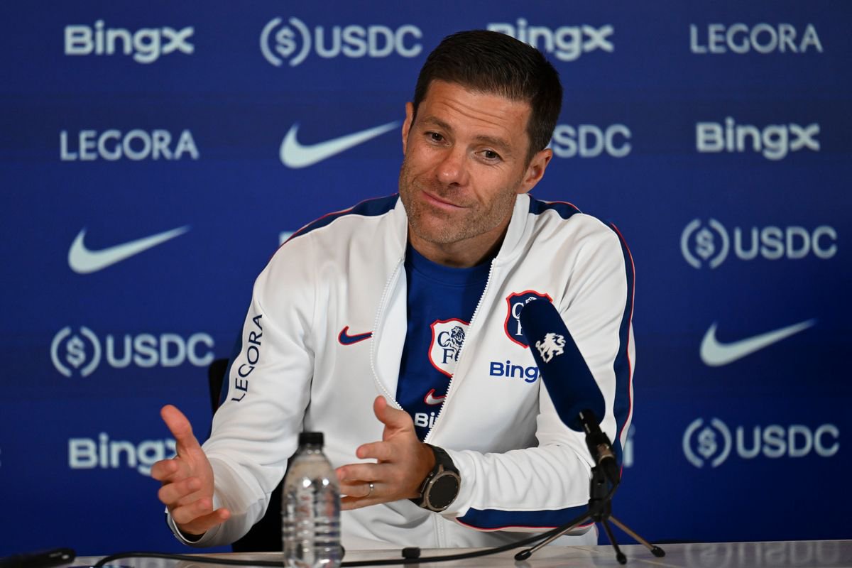 Xabi Alonso has given an update on injuries with a number of players set to miss the Everton vs Chelsea clash.