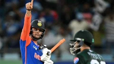 T20 WC 2026: अभिषेक शर्मा पाकिस्तान के खिलाफ खेल पाएंगे या नहीं, वरूण चक्रवर्ती ने दी बड़ी अपडेट