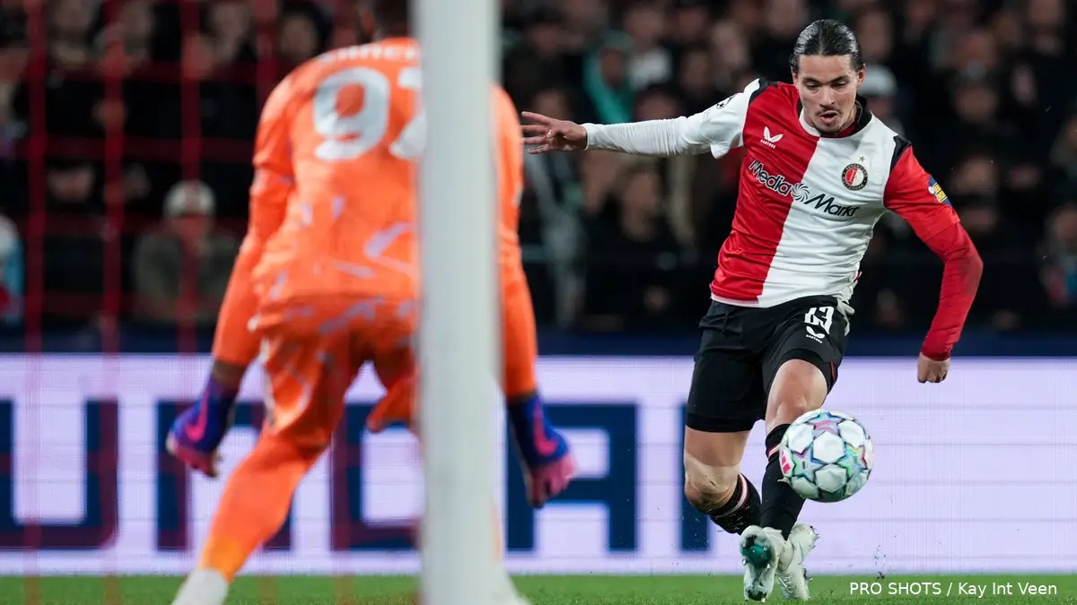 Feyenoord beats Como 3-2 after Hadj Moussa double