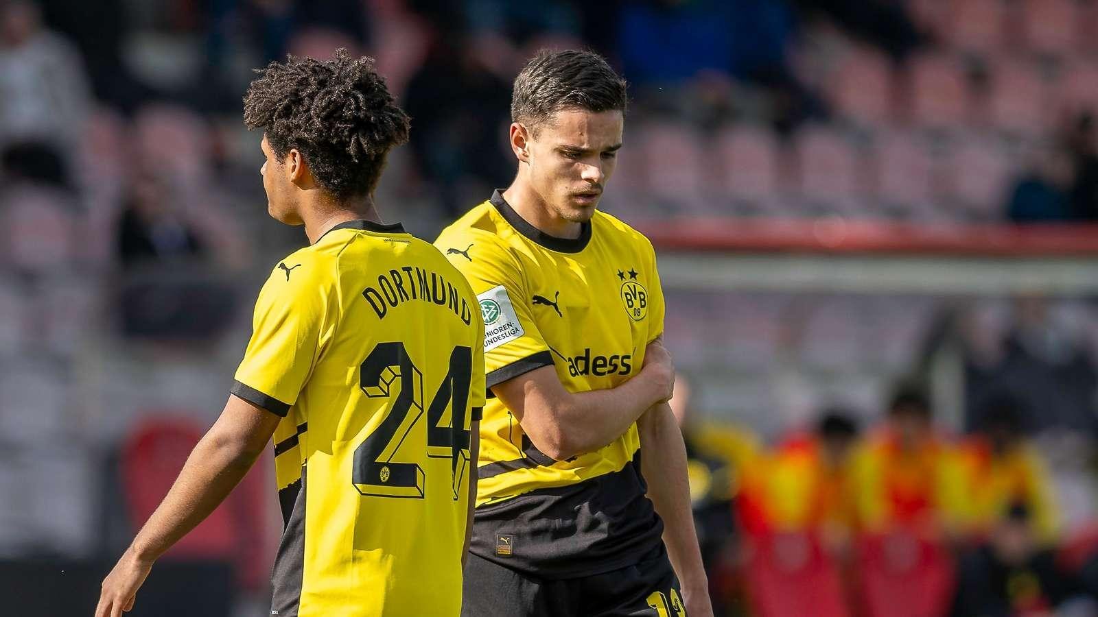 Wätjen and Duranville playing in a U19 match for Borussia Dortmund. Photo: TH/Kirchner-Media (2024)