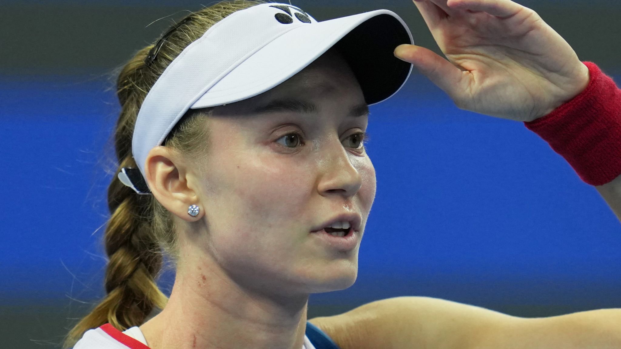 Elena Rybakina beat Leylah Fernandez in the final of the Ningbo Open.