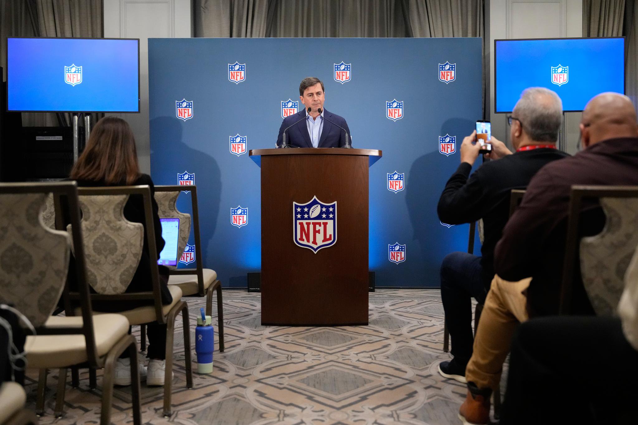 NFL vice president Peter O'Reilly 