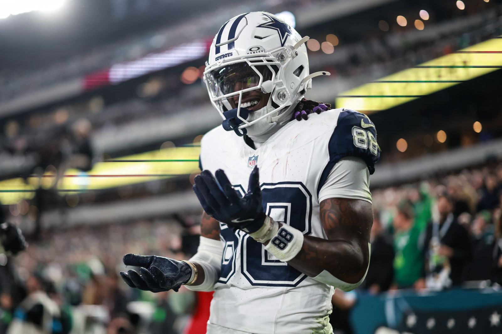 Dallas Cowboys star CeeDee Lamb during game against Eagles