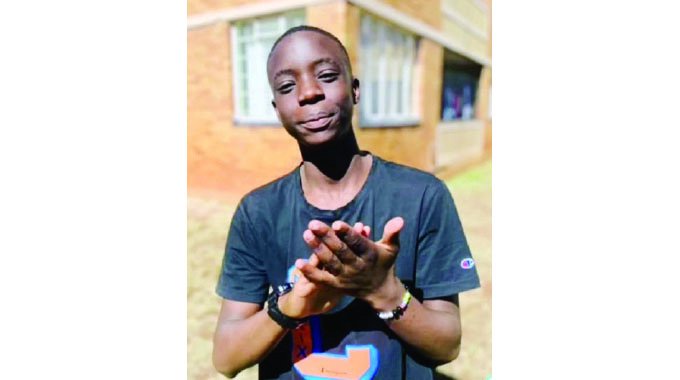 Zim schoolboy dies after he was forced to drink rat poison by bullies at Queens High School  in SA