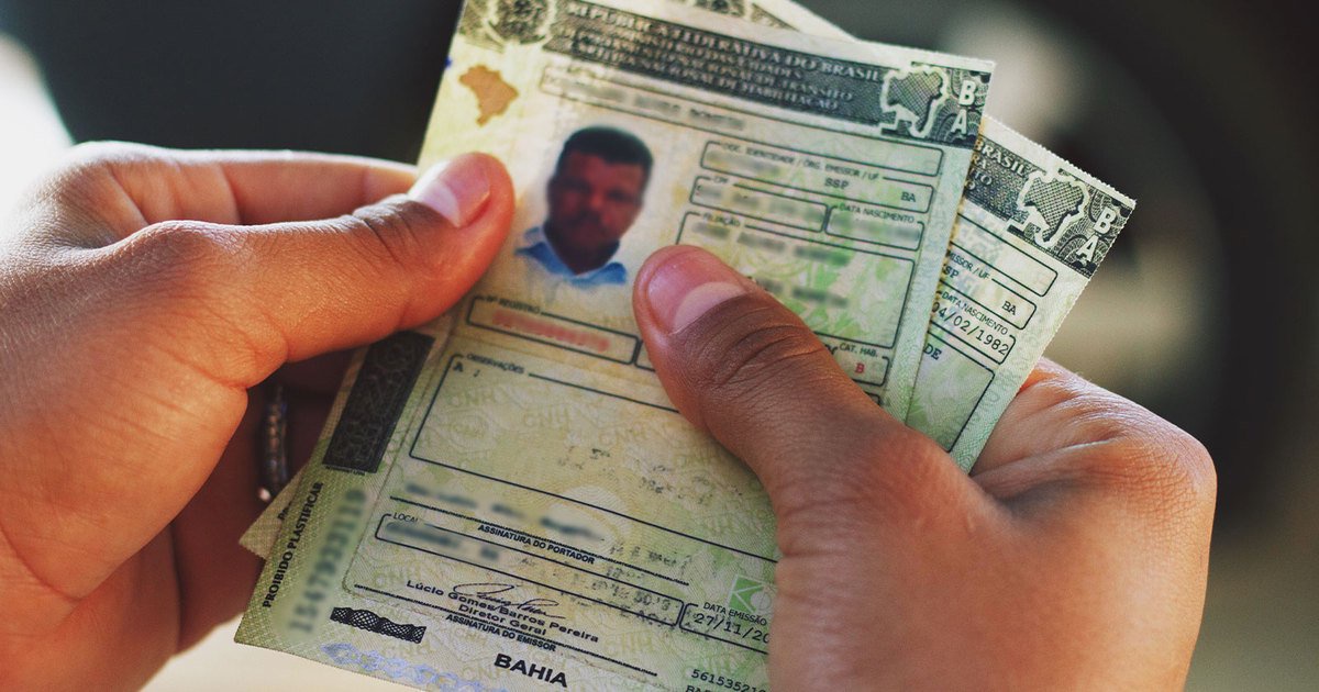 Brasileiros estão BRAVOS com a mudança na CNH: descubra o que aconteceu