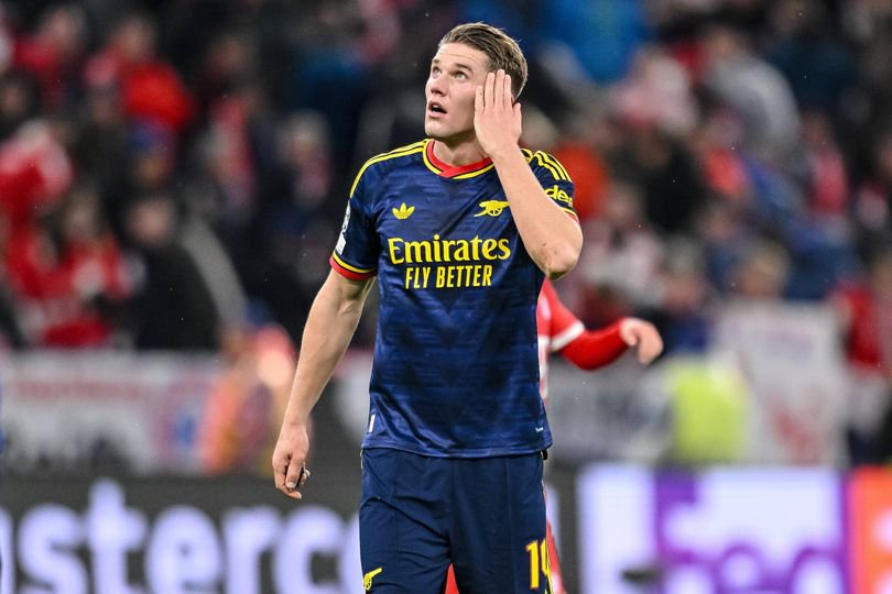 Viktor Gyökeres of Arsenal gestures during the UEFA Champions League 2026/2027 match between Bayern München and Arsenal at Fußball Arena München on October 21, 2026 in Munich, Germany.