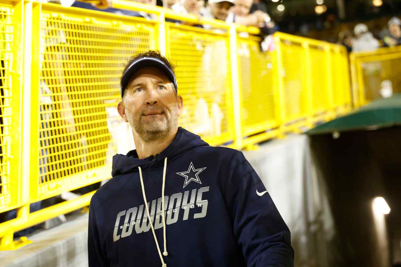 Dallas Cowboys v Green Bay Packers