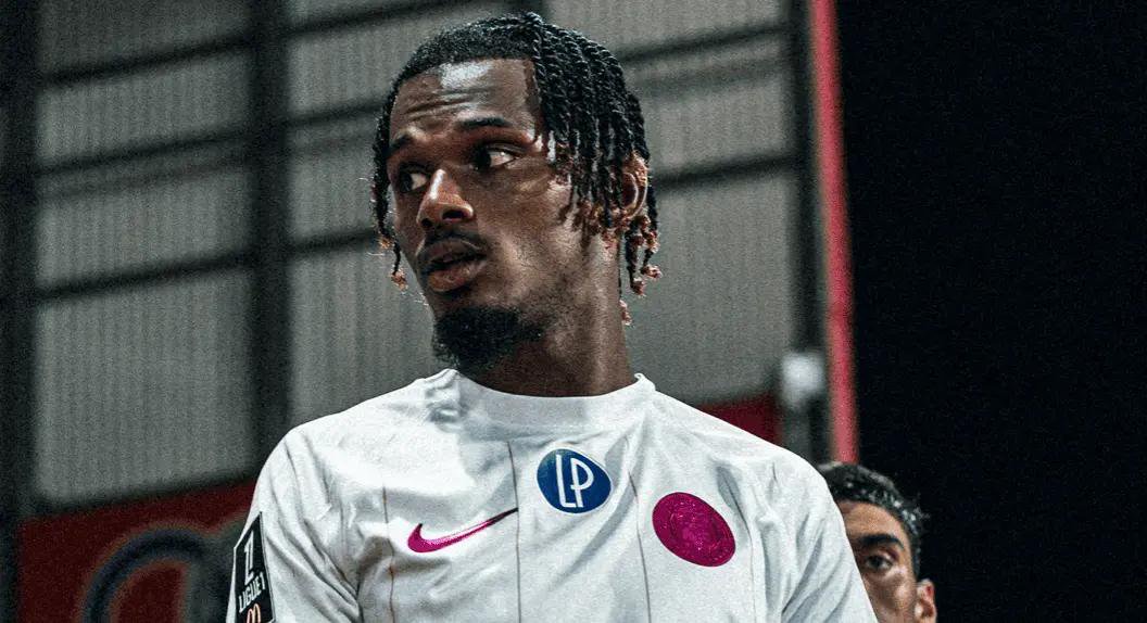 0 minute en Premier League et désormais hors du groupe : que se passe-t-il avec Gboho ?