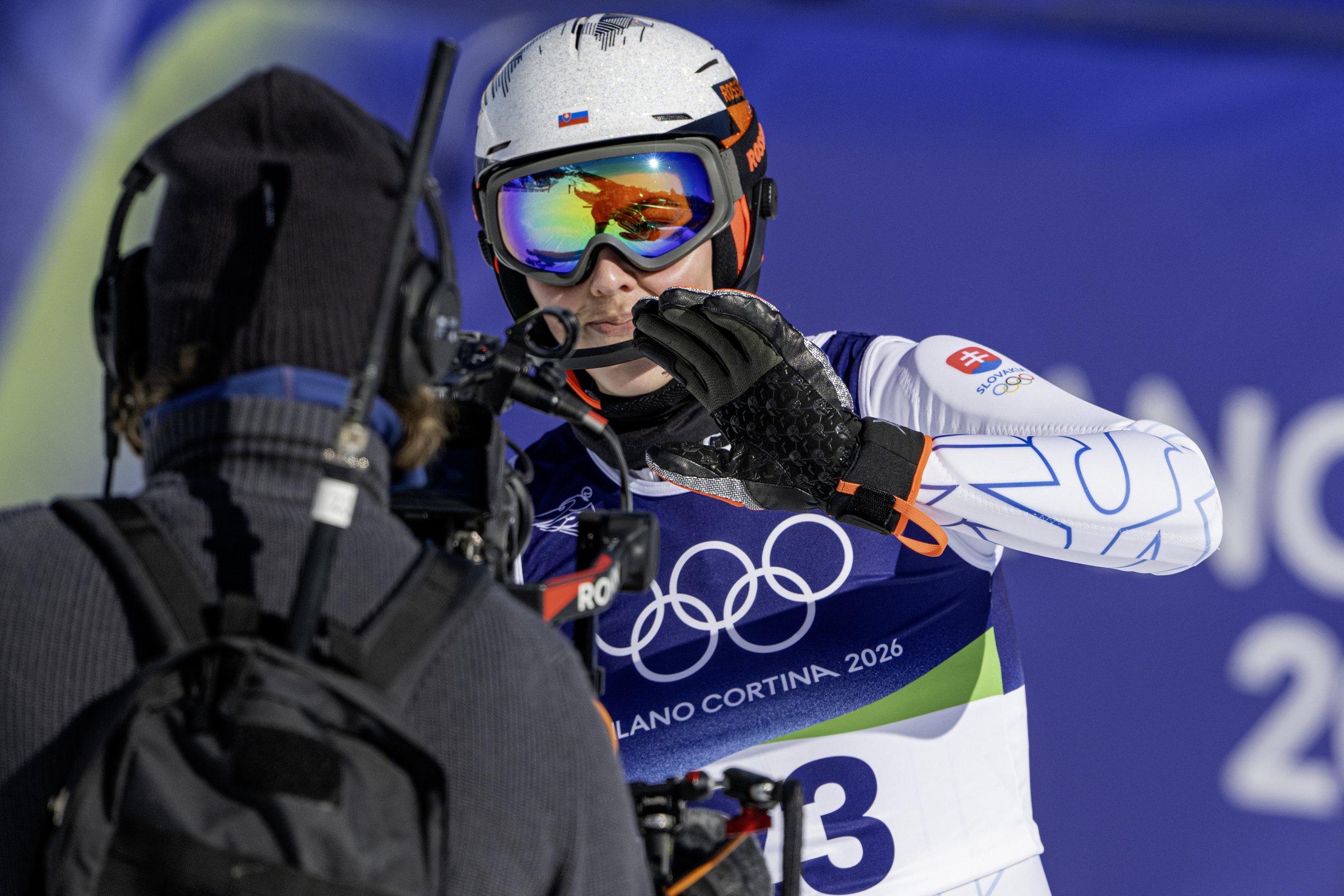 Petra Vlhová Race Delayed by Snow and Wind in Sölden
