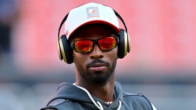 Cleveland Browns quarterback Shedeur Sanders is expected to hang on to the backup role.