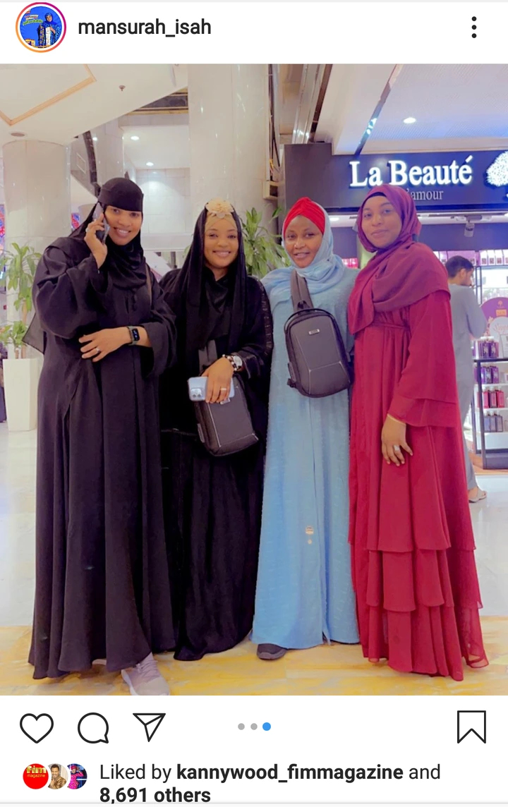 Kannywood producer Mansura Isa meets, Aisha Tsamiya and Halima Atete in Mecca 623cccf4372a4c99b4c0ff3387b3bf4f?quality=uhq&format=webp&resize=720