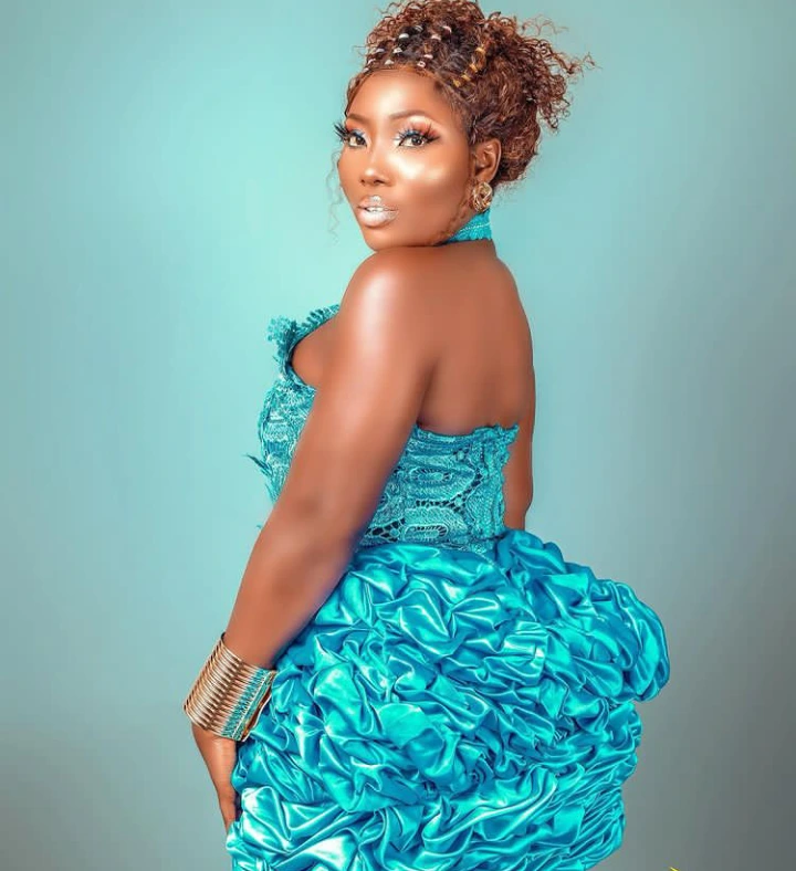 Actress, Olowoyo Ayomide Stirs Reactions As She Shares New Dazzling Photos Of Herself On IG
