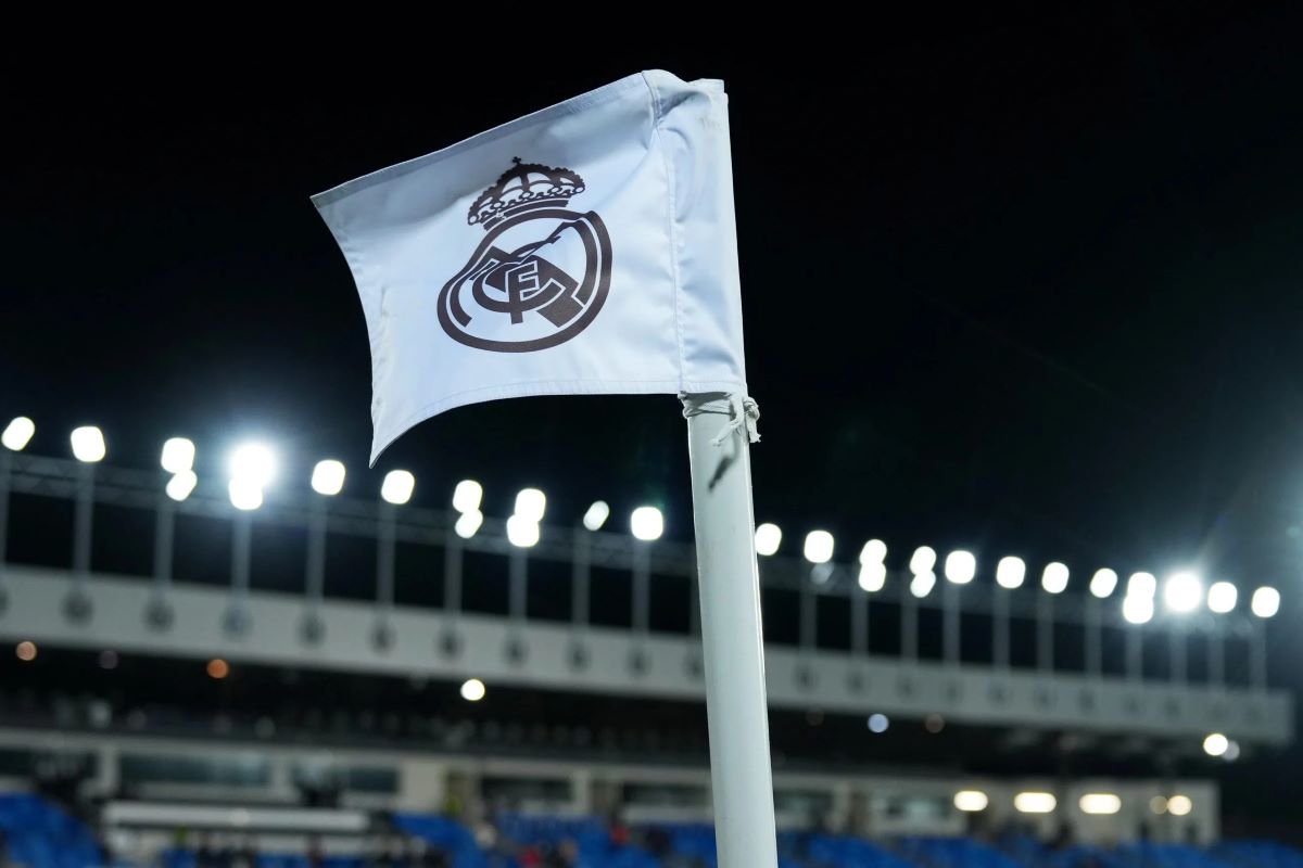 Real Madrid corner flag