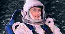 Emma Roberts delivers an outstanding performance in 'Space Cadet' (@primevideo)