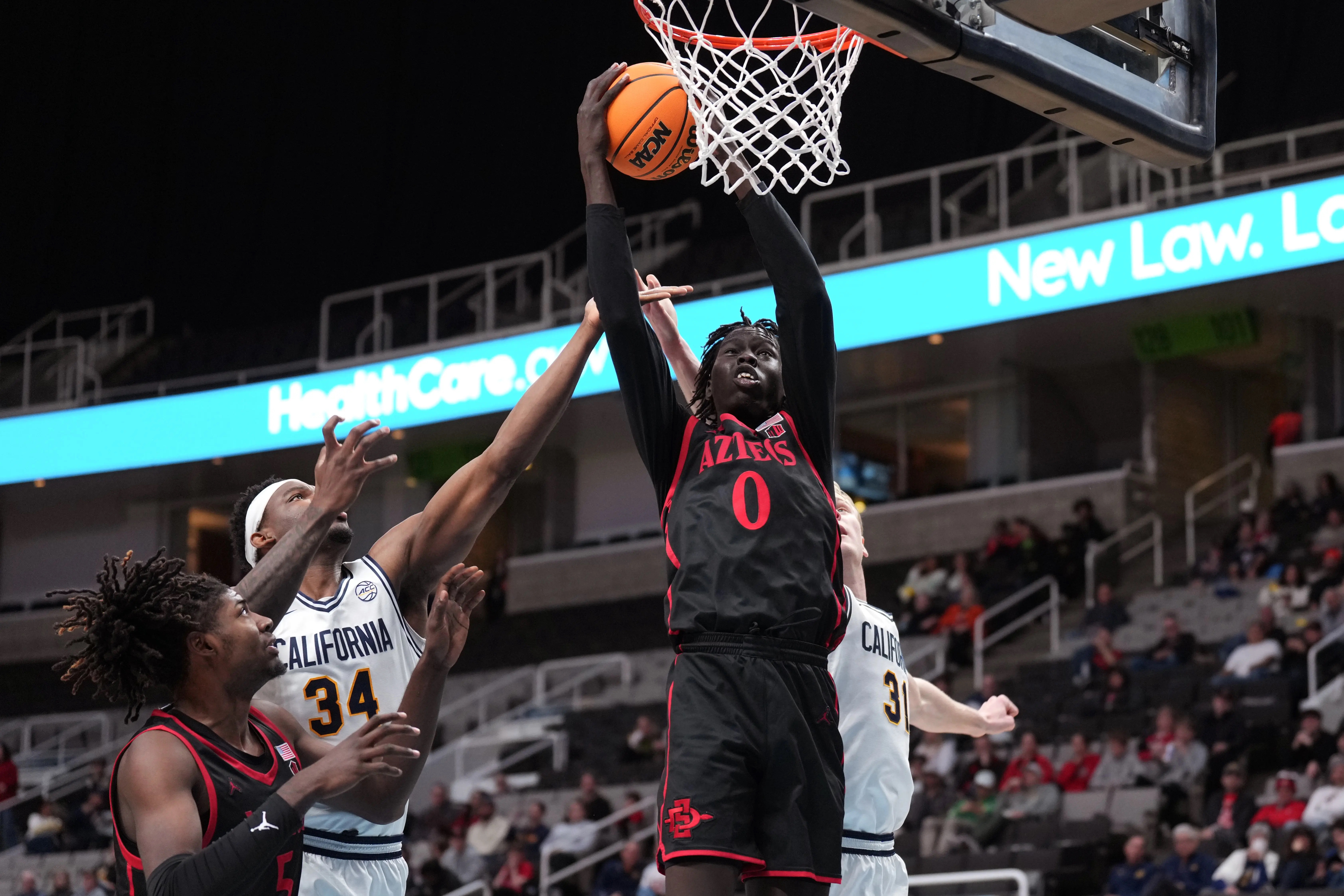San Diego State forward Magoon Gwath