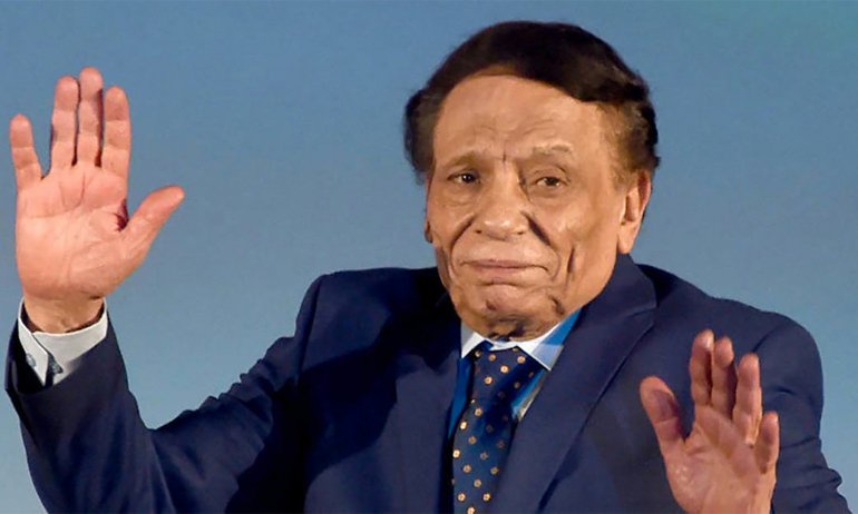 ما هي حقيقة اعتزال عادل إمام؟