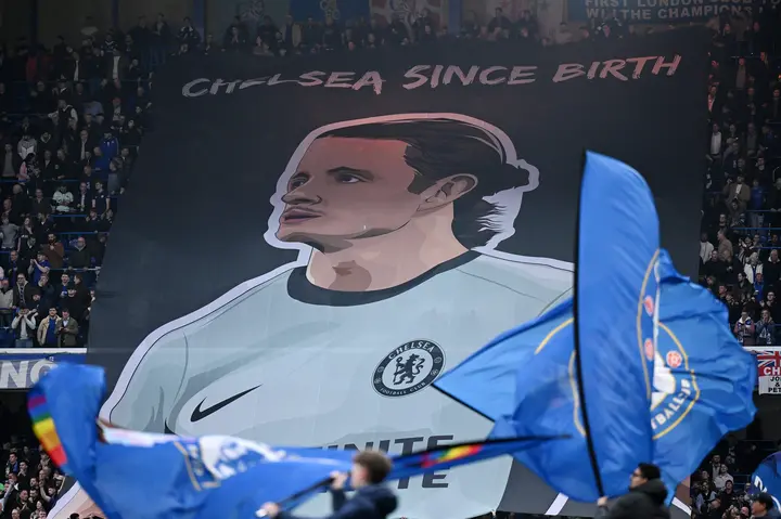 Chelsea fans portrayed a huge banner of Gallagher