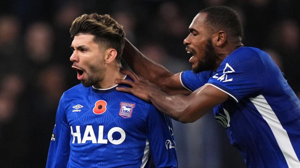 Ipswich's Julio Enciso celebrates with  Issa Diop after equalising at Hull