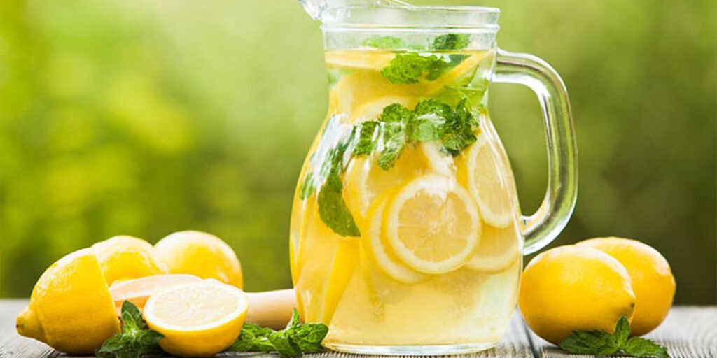 Health benefits of lemon water