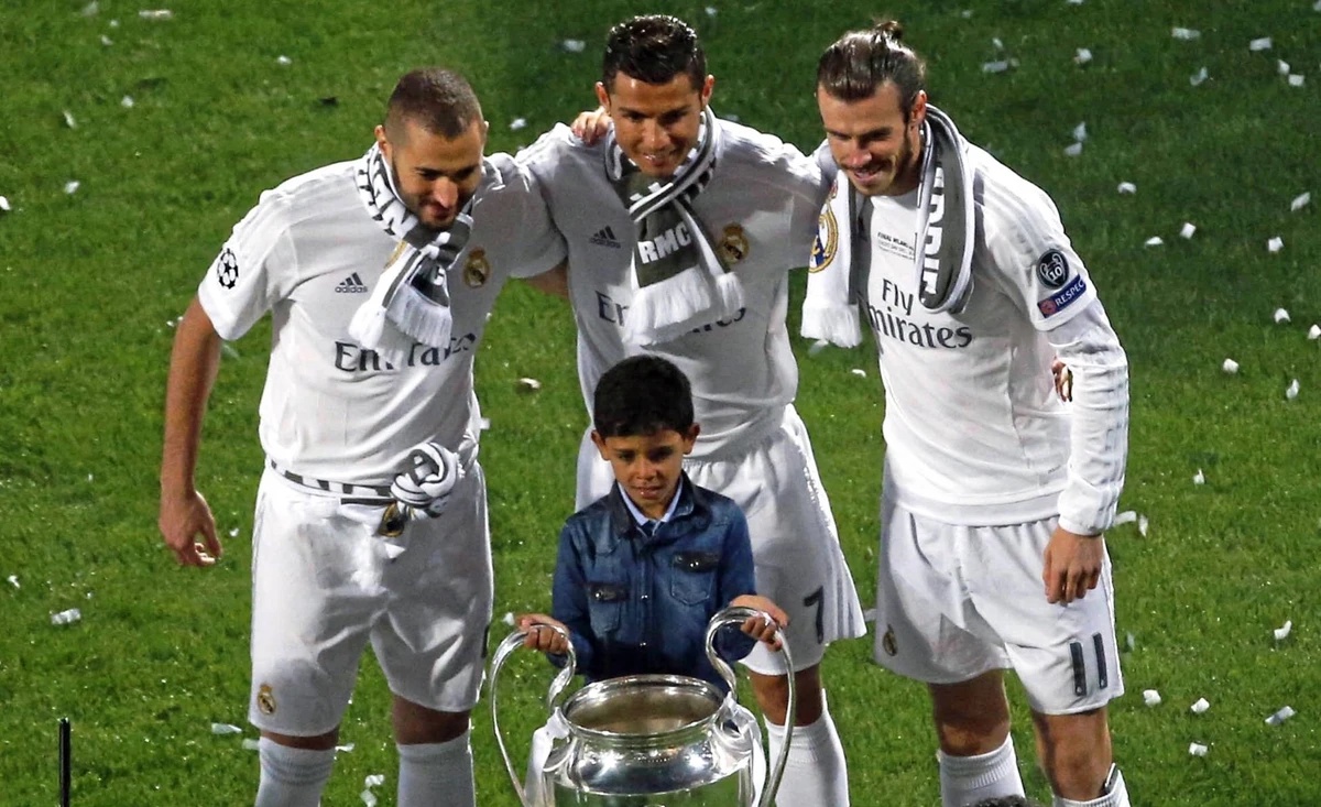 Benzema, Bale, Cristiano Ronaldo. Celebration of Real Madrid after winning the Champions League. In this picture, Benzema, Bale, and Cristiano Ronaldo and his son. xRAFAxCASALx PUBLICATIONxINxGERxAUTx ...